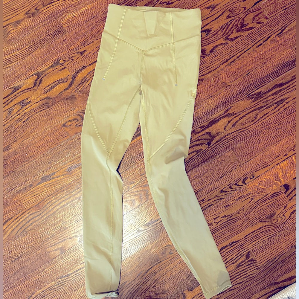 Lulu lemon leggings